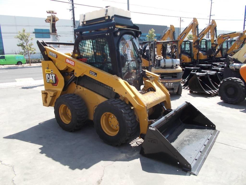 CAT 262D3 Skid steer loaders