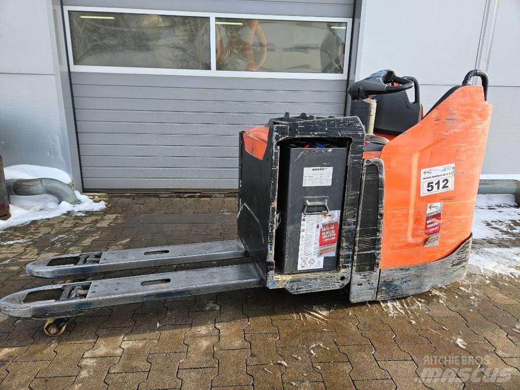 BT LPE 250 Electric forklift trucks