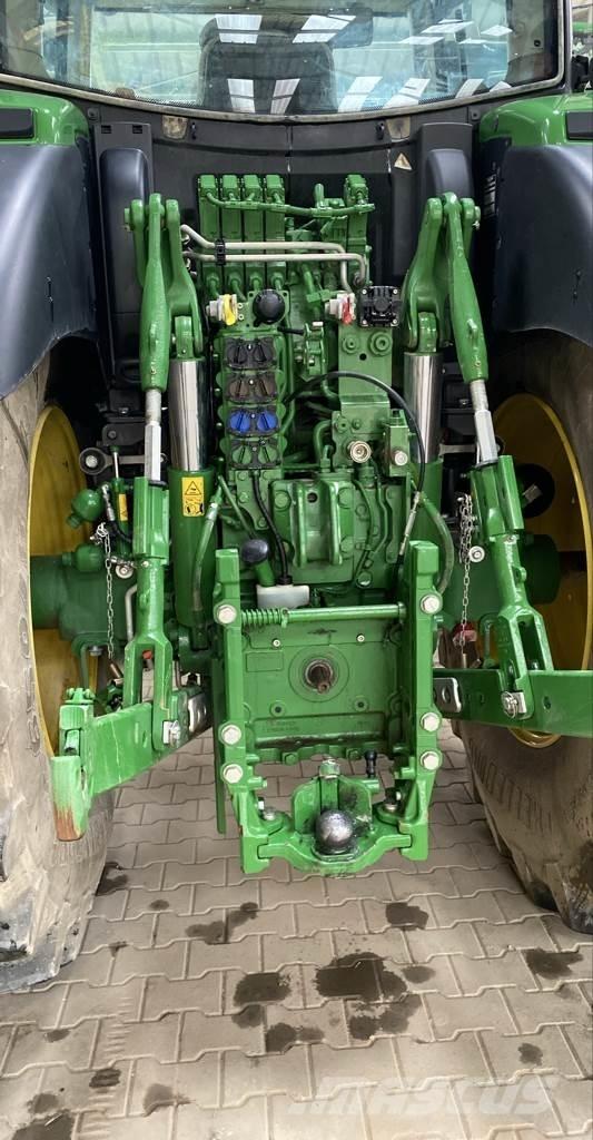 John Deere 6R 175 Tractors