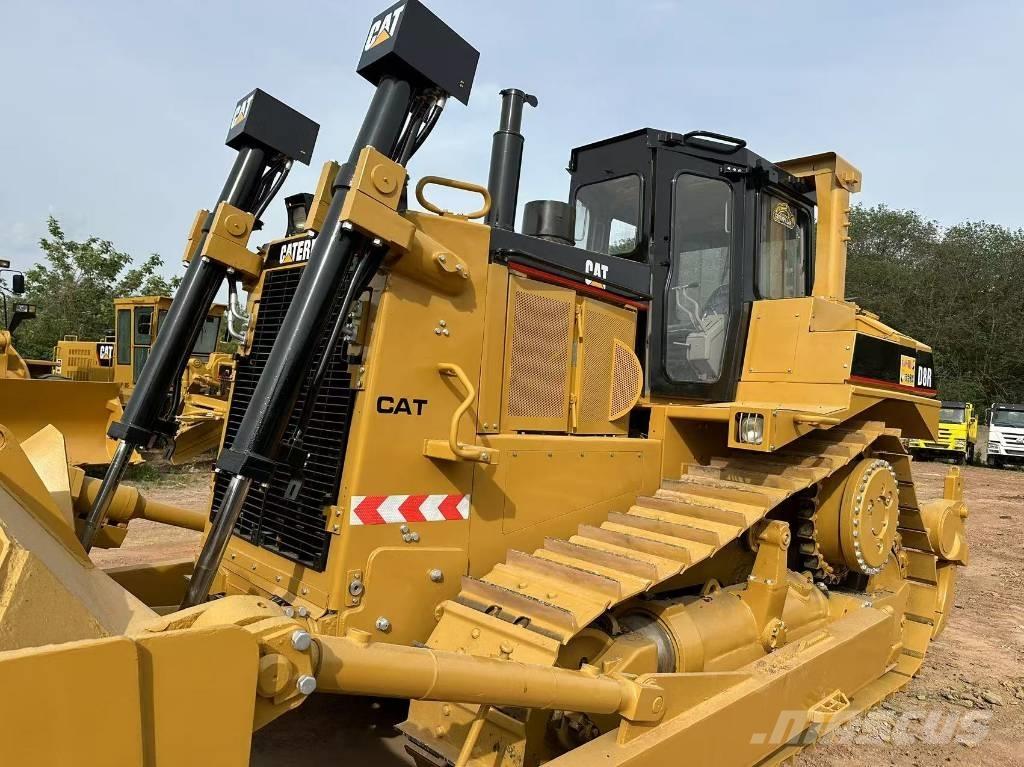 CAT D 8 R Crawler dozers