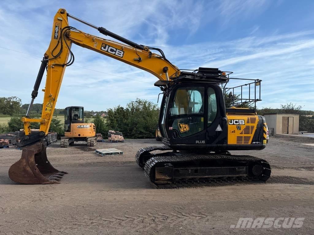 JCB JS 131 Crawler excavators