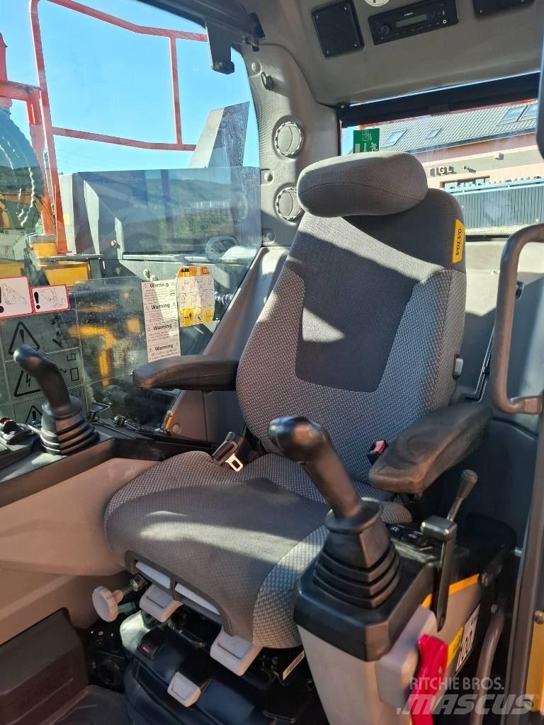 Volvo 145EL Midi excavators  7t - 12t
