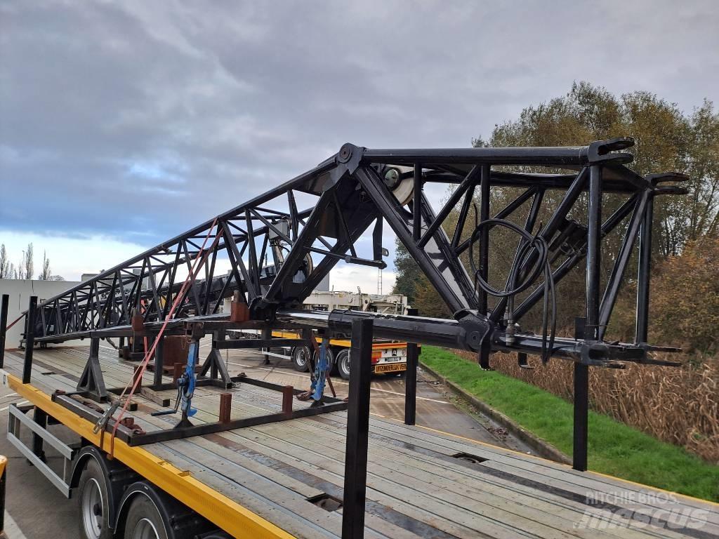 Grove GMK 5220 All terrain cranes