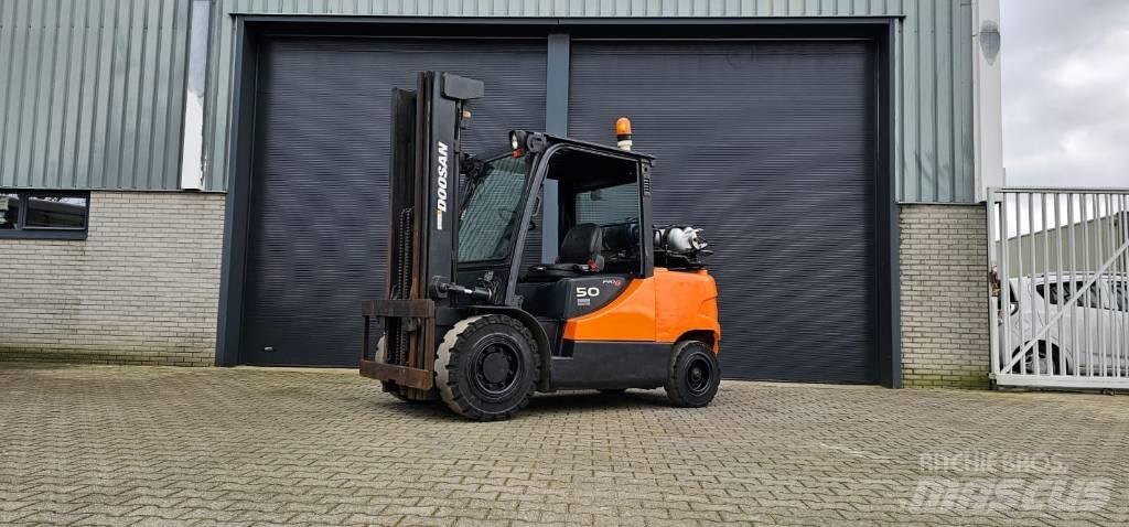 Doosan G50SC-5 LPG trucks