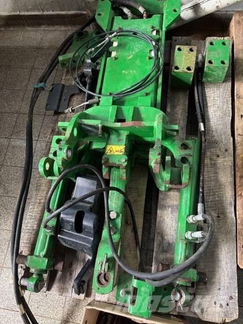 John Deere Hitch Tractors