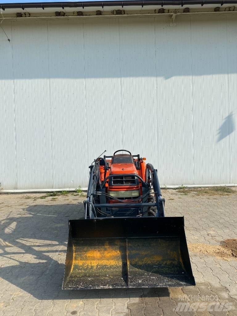 Kubota GT5+tur Compact tractors