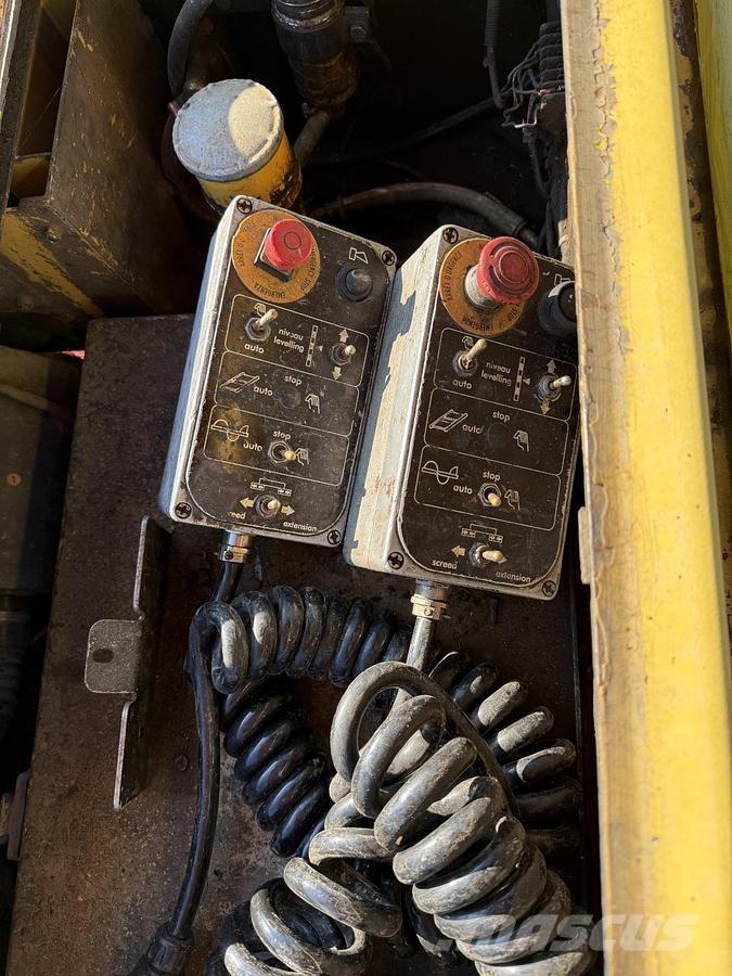 Dynapac F 121 6W Asphalt pavers