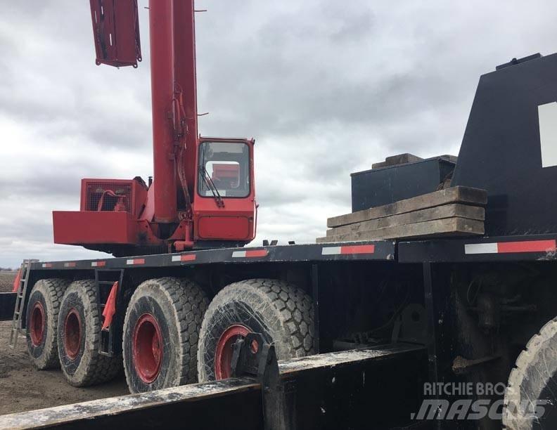 Krupp KMK 5090 All terrain cranes
