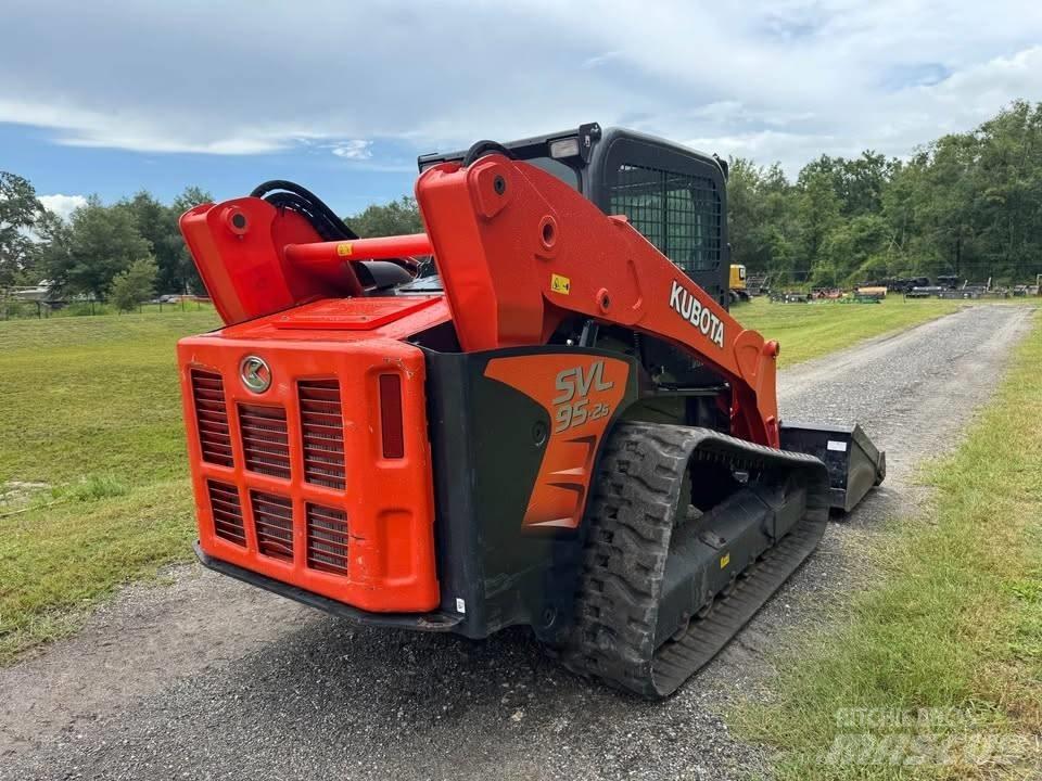 Kubota SVL 95-2 S Skid steer loaders