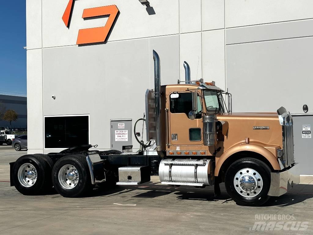 Kenworth W 900 Tractor Units