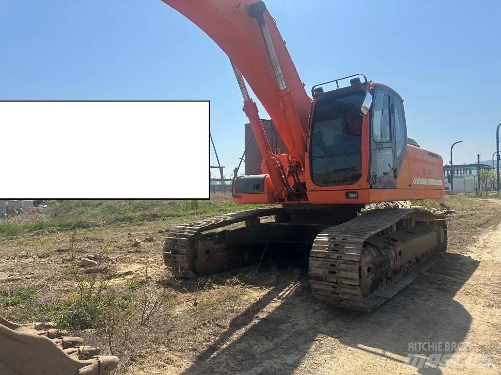 Doosan DX 380 LC Crawler excavators