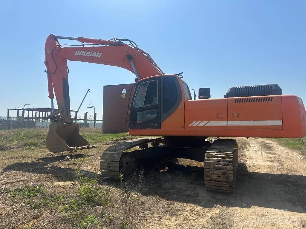 Doosan DX 380 LC Crawler excavators