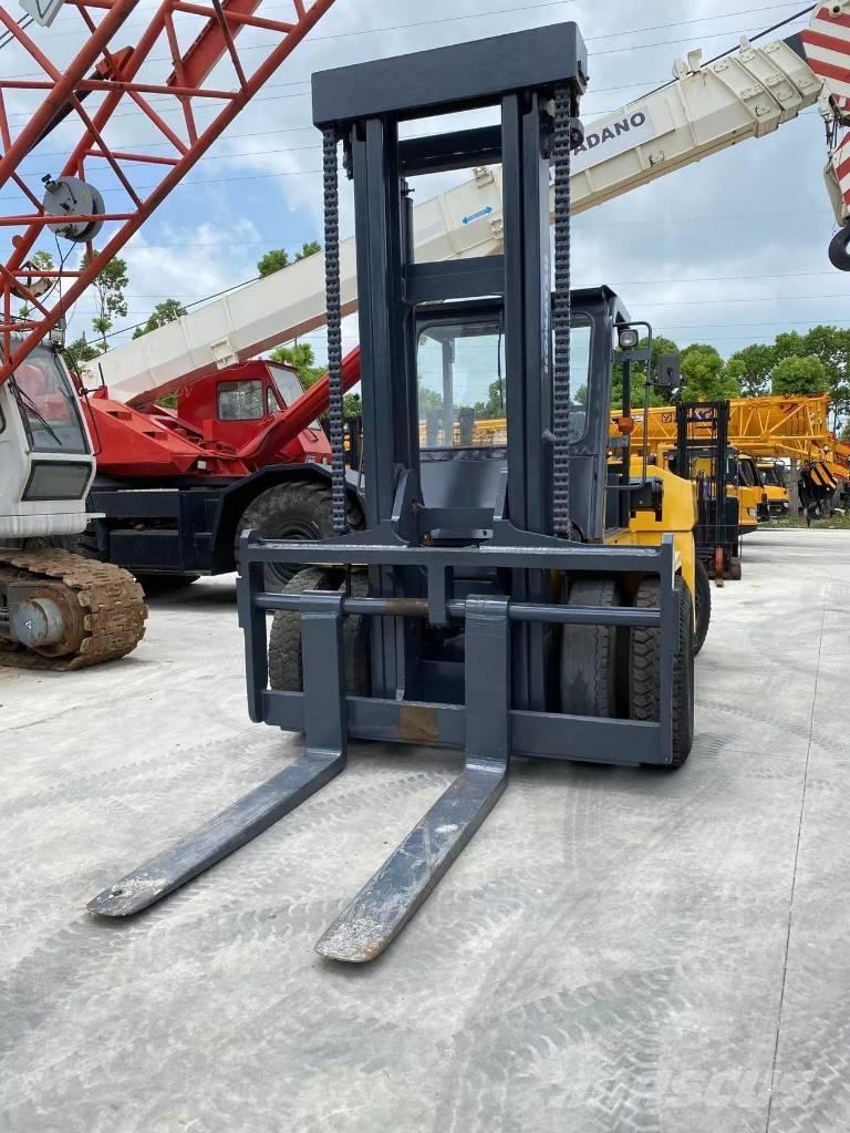 Komatsu FD 160 Diesel trucks