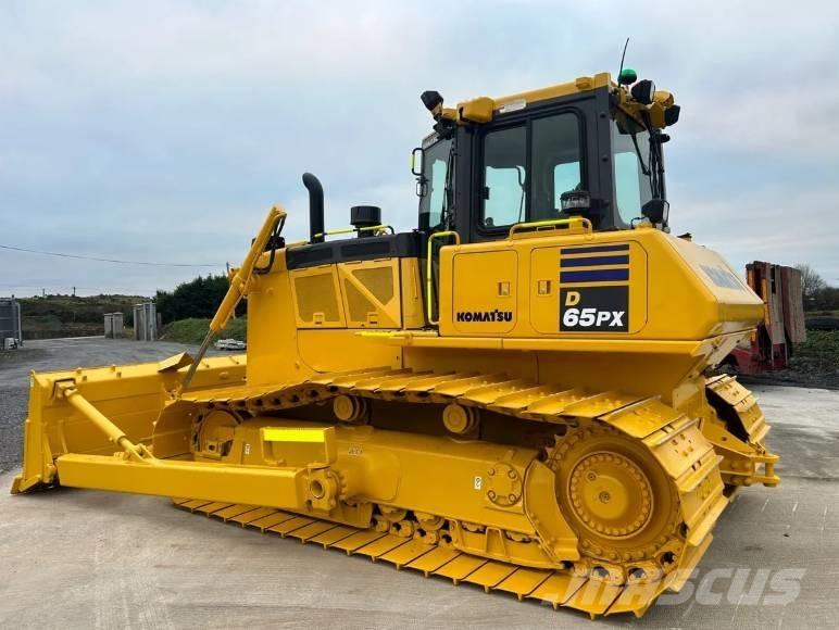 Komatsu D 65PX-18 Crawler dozers