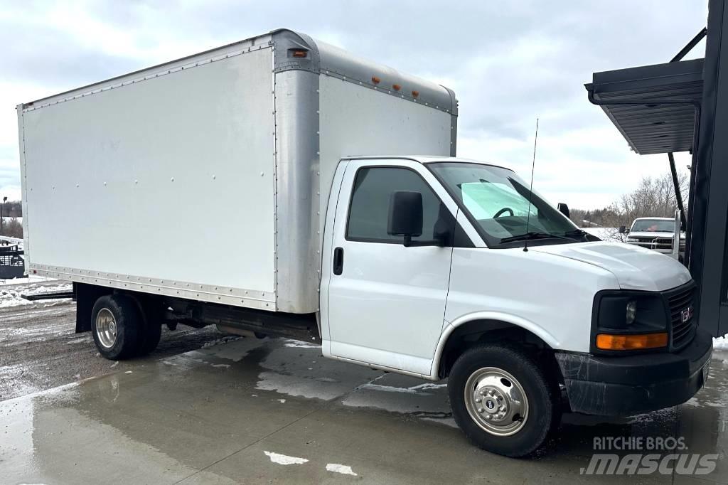 GMC Savana G3500 Box body trucks