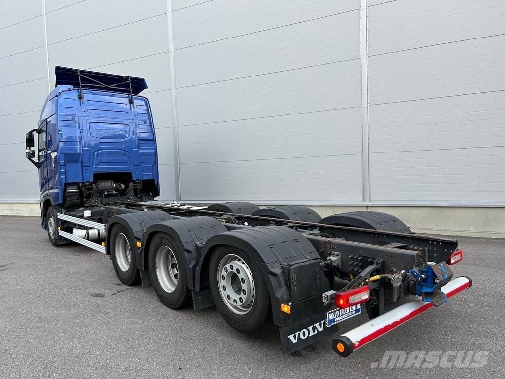 Volvo FH Chassis Cab trucks