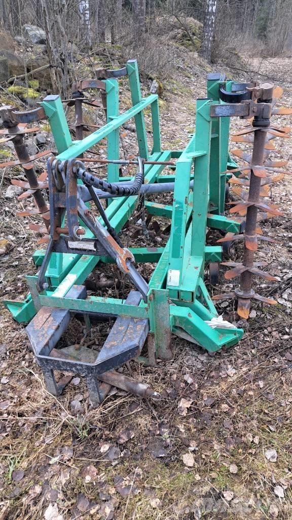Kronos 3700 Harrows