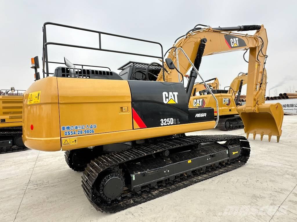 CAT 325D2L Crawler excavators