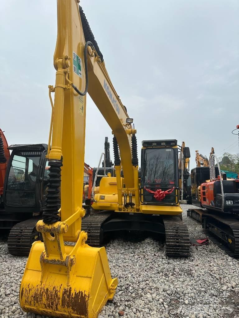 Komatsu PC 130-8 Midi excavators  7t - 12t