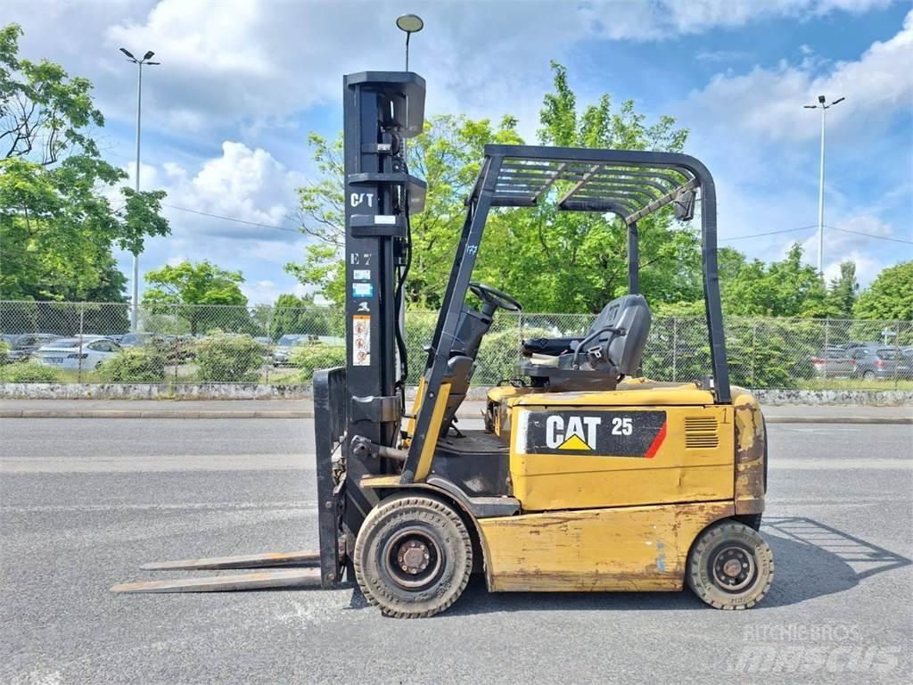 CAT EP25KP Forklift trucks - others