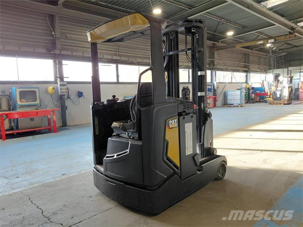 CAT NR16N2 Reach trucks
