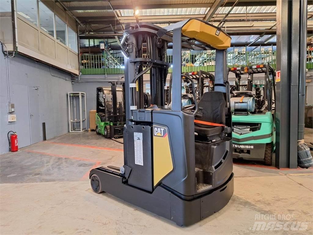 CAT NR20N2H Reach trucks