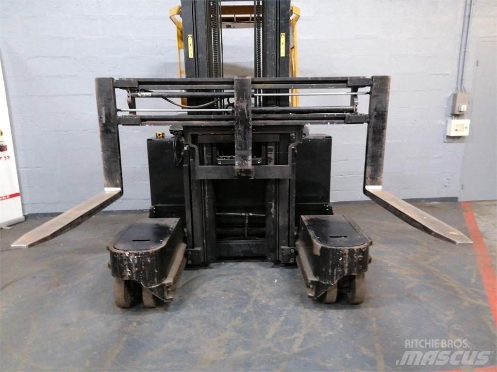 CAT NRM20K Reach trucks