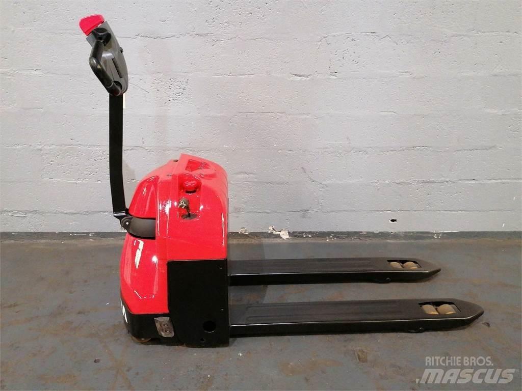 Hangcha CBD18 Pedestrian stacker