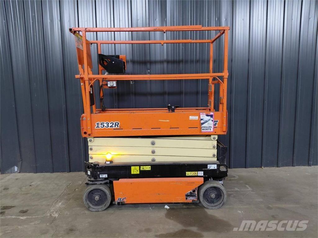 JLG 1532R Scissor lifts