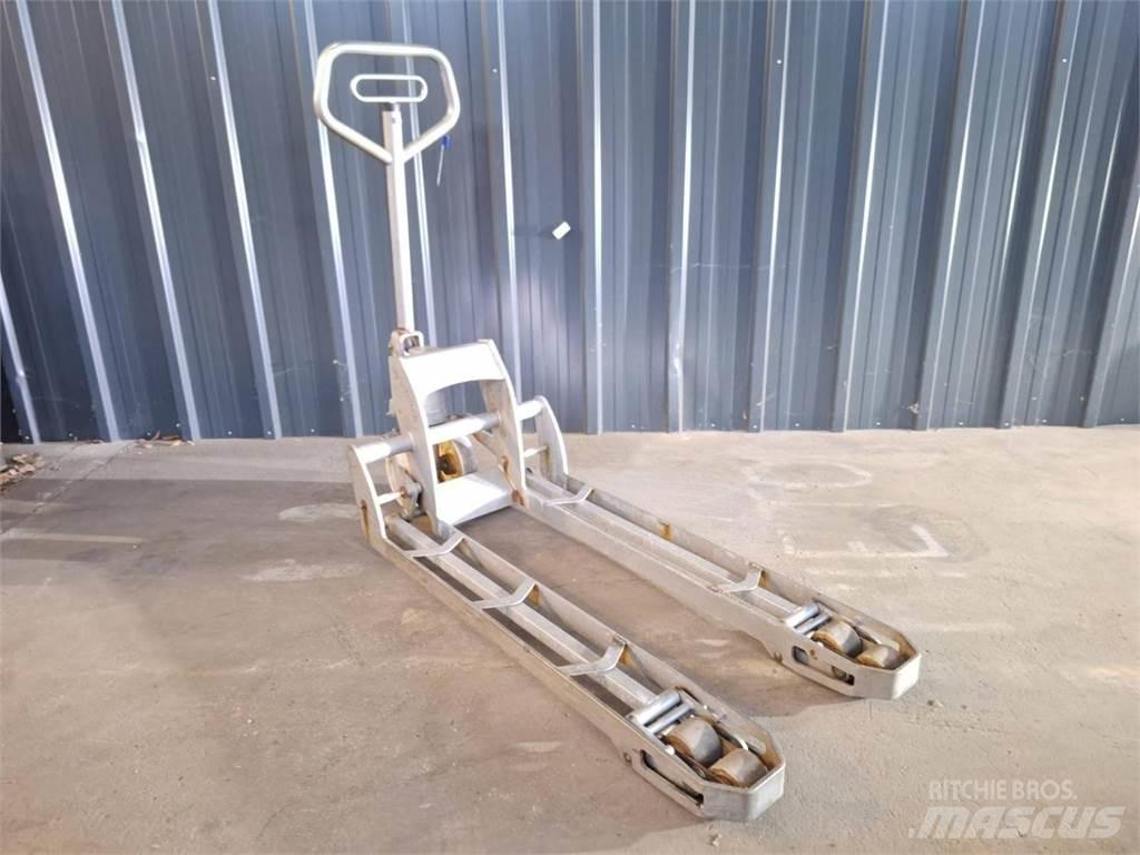 Ulma MPT15 Hand pallet truck