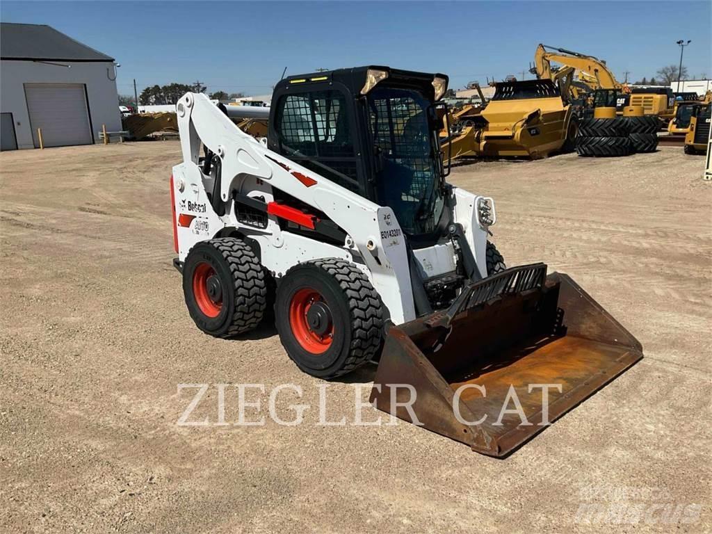Bobcat A770 Skid steer loaders