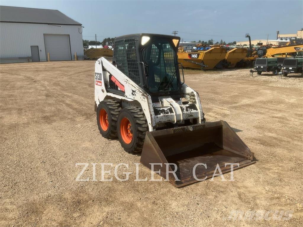 Bobcat S130 Skid steer loaders
