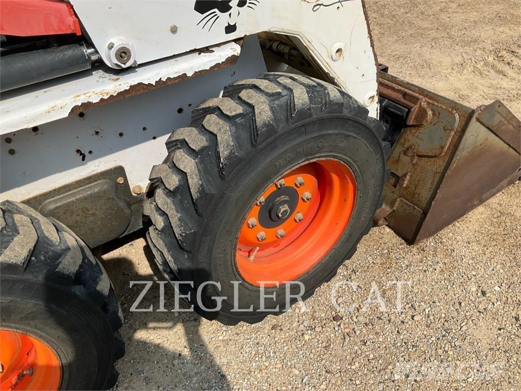 Bobcat S130 Skid steer loaders
