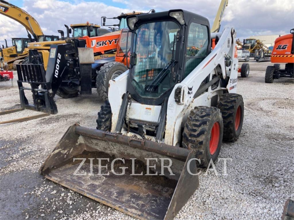 Bobcat S650 Skid steer loaders