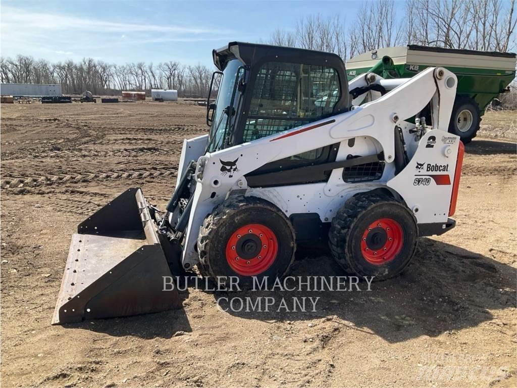 Bobcat S740 Skid steer loaders