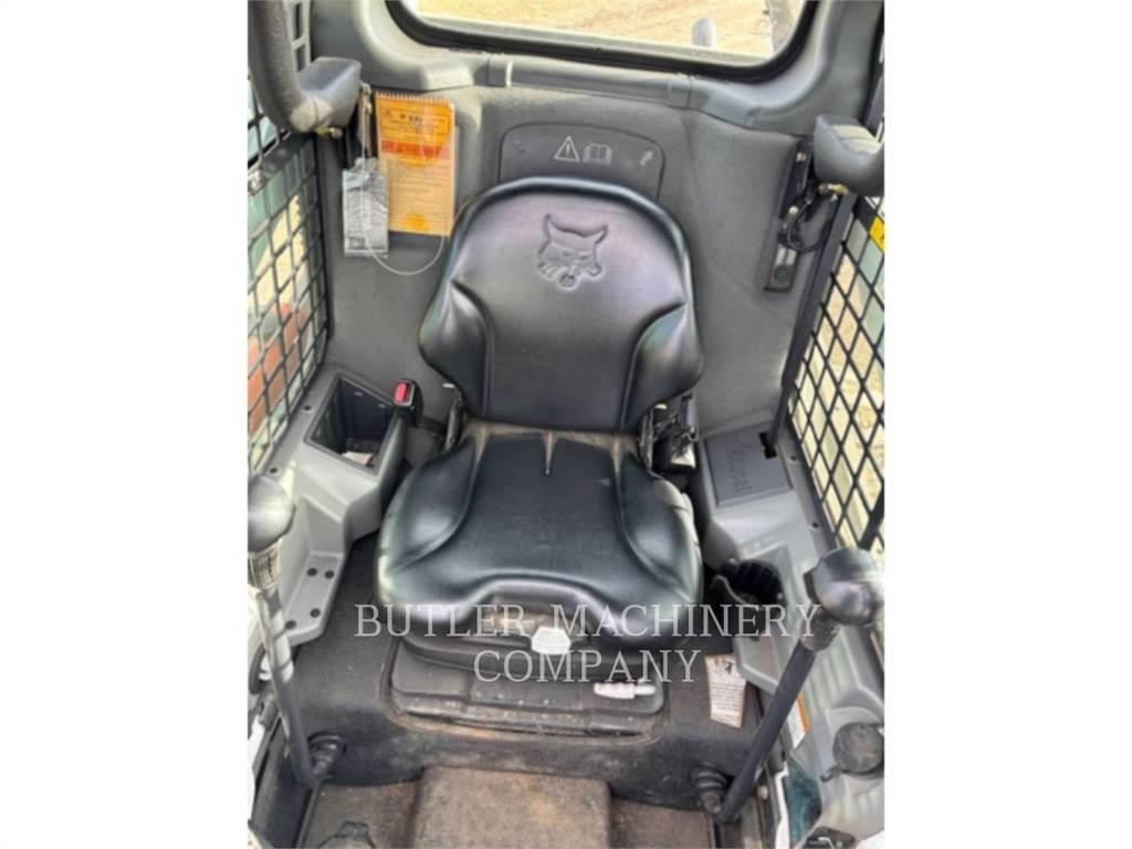 Bobcat S740 Skid steer loaders
