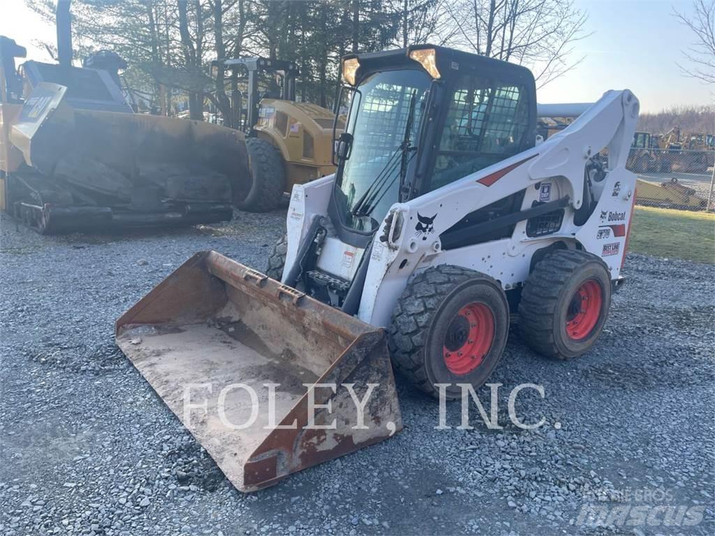 Bobcat S770 Skid steer loaders