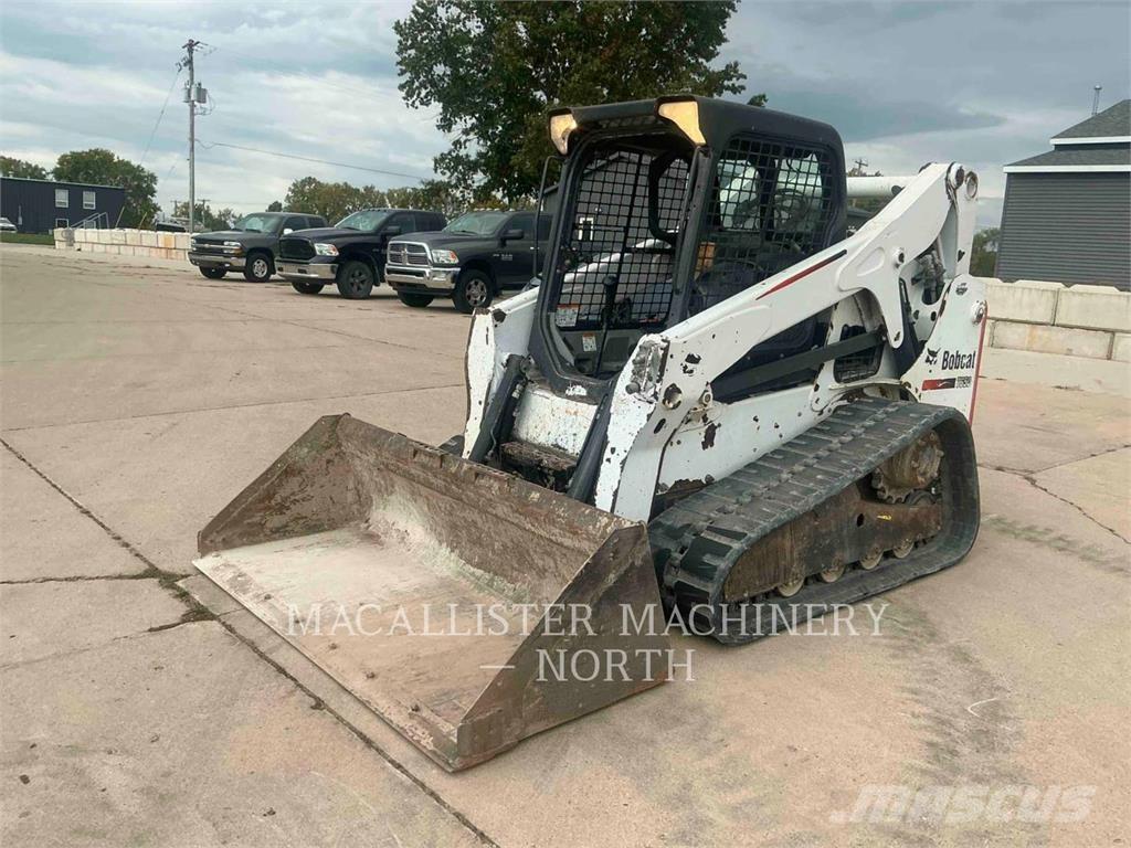 Bobcat T650 Crawler loaders