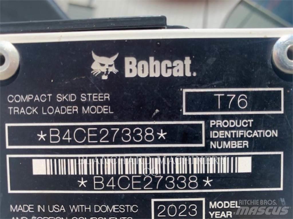 Bobcat T76 Crawler loaders