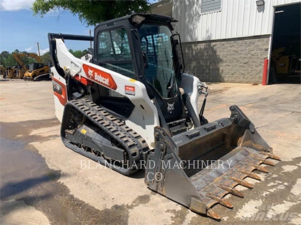 Bobcat T76 Crawler loaders