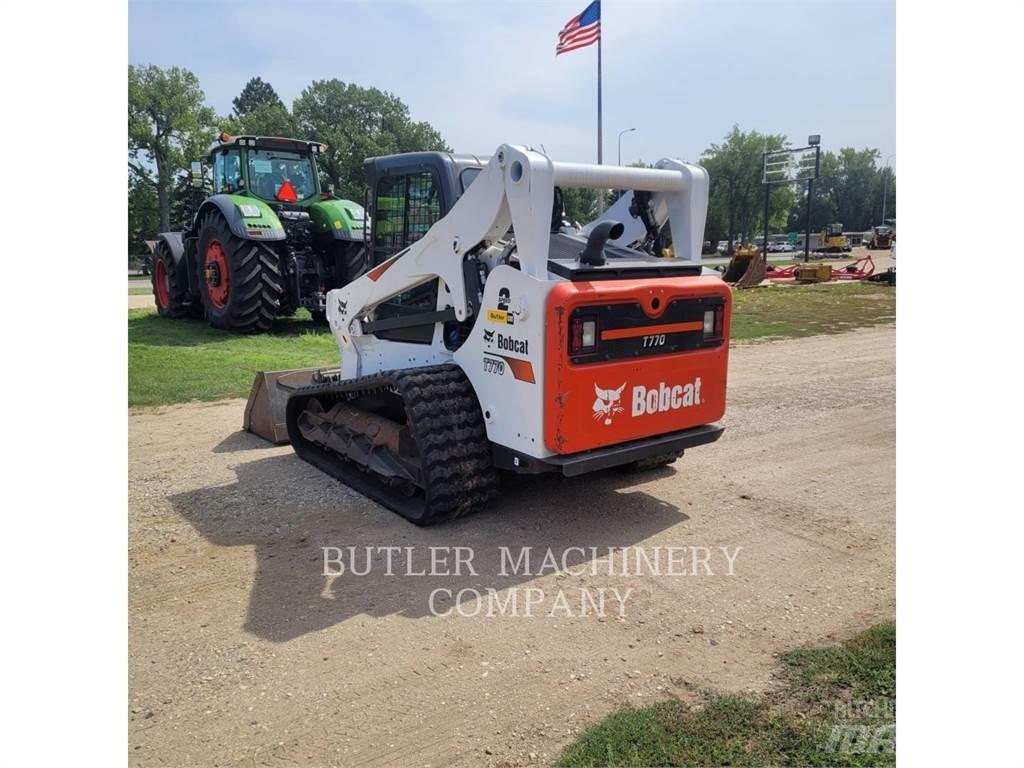 Bobcat T770 Crawler loaders