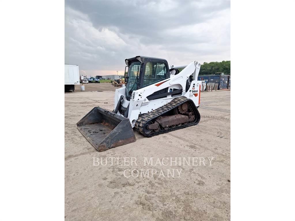 Bobcat T870 Crawler loaders