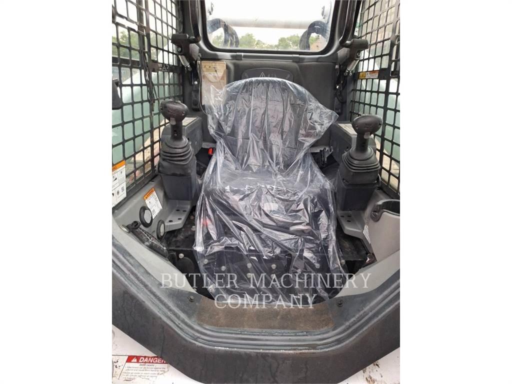 Bobcat T870 Crawler loaders