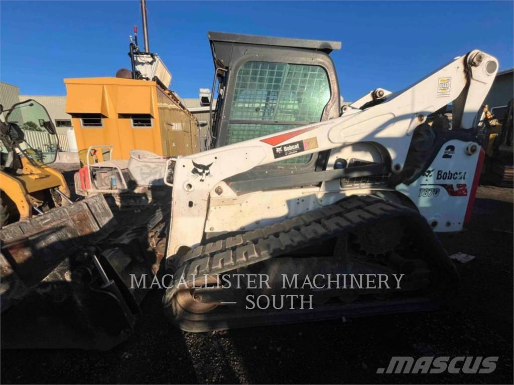 Bobcat T870 Crawler loaders