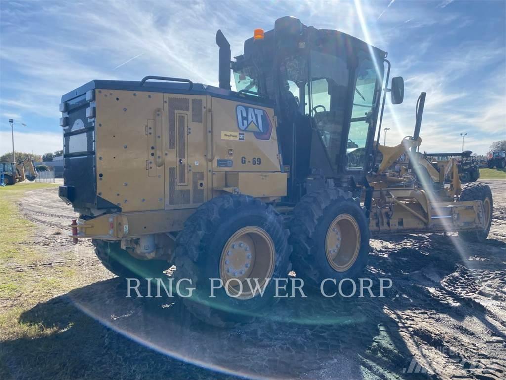 CAT 120 LVR Graders