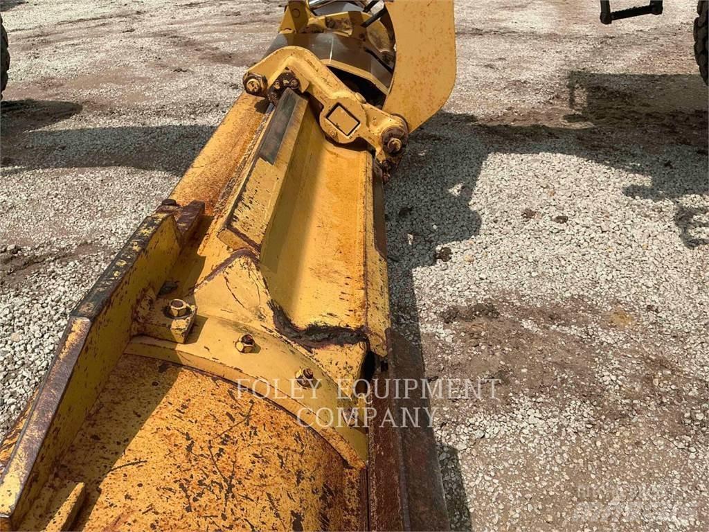 CAT 12H Graders