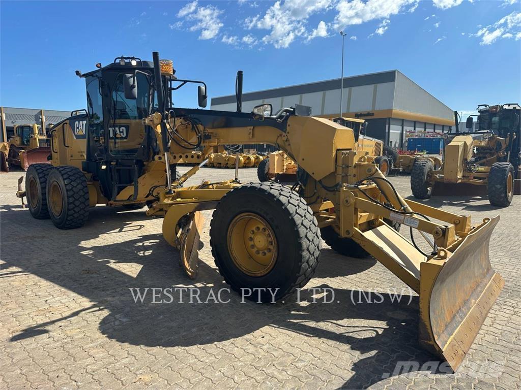 CAT 12M Graders