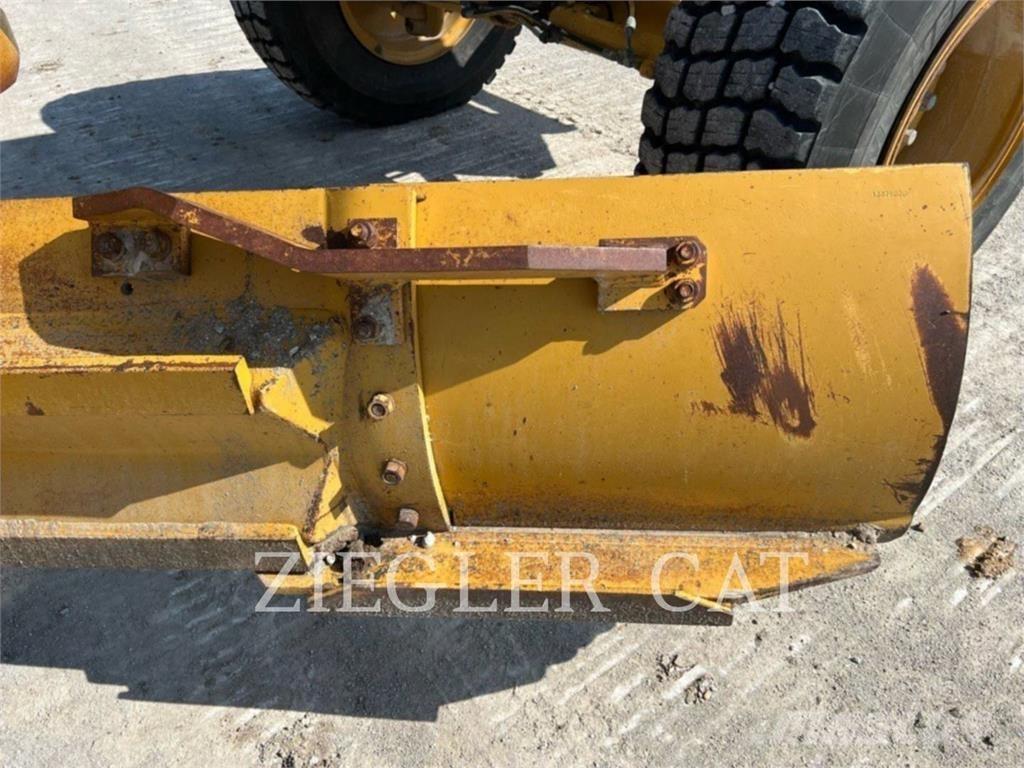 CAT 12M2 Graders