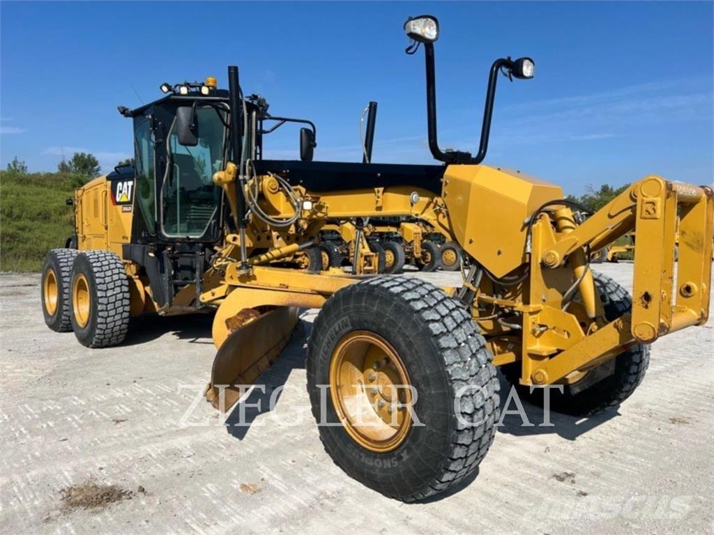 CAT 12M2 Graders