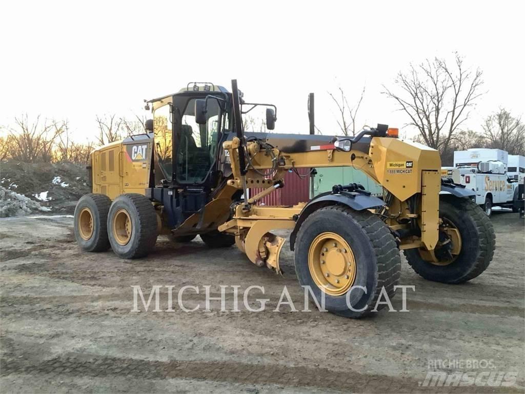 CAT 12M2 AWD Graders